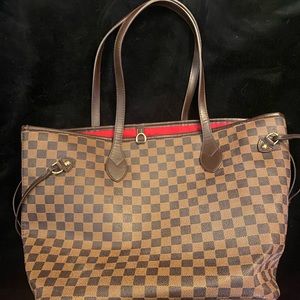 Daisy Rose monogram tote bag. Slight wear on inside.